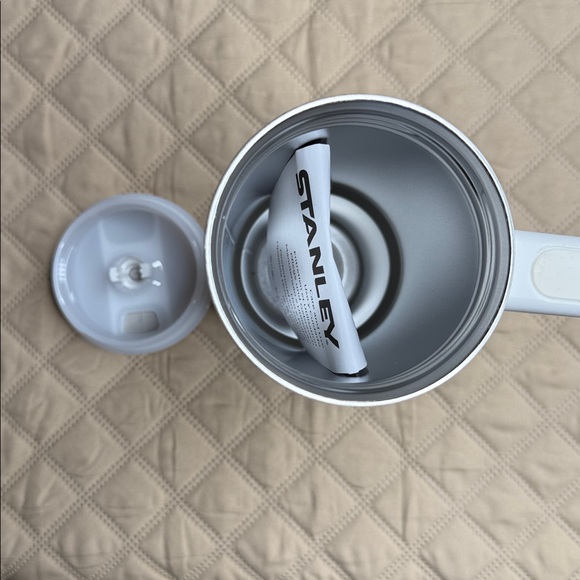 NWT Stanley 30 oz Quencher H2.O FlowState Tumbler - Picture 4 of 5